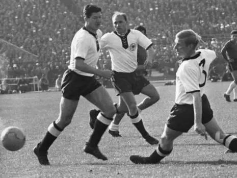 回顾1962年世界杯决赛：巴西 3-1前捷克斯洛伐克